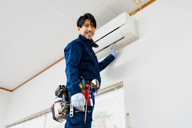 あなたの会社、カビ吸ってませんか？“3つの空調リスク”